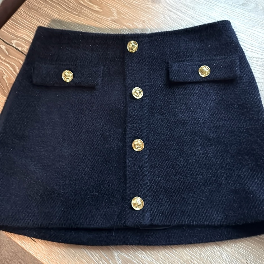 NWT English Factory Boucle Mini skirt Womens L Navy Boucle gold button Academia